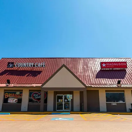 Magnuson Extended Stay And Suites Airport Hotel-2